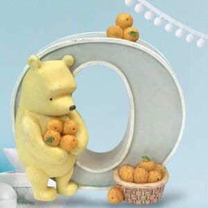 Disney Michel & Company Classic Pooh Alphabet Letter Wall Decor Letter "O"